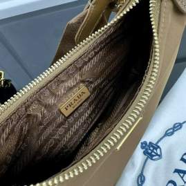 Picture of Prada Handbags _SKUfw204492253fw